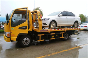 芦溪附近拖车救援24小时服务热线